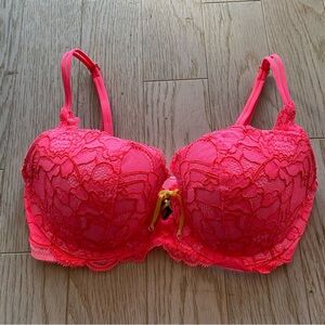 New Victoria’s Secret Very Sexy Push-Up Bra Pink Lace